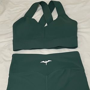 The Iwa Company Ribbed Set in Monstera